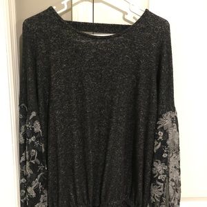 Daytrip Black/Floral/Mesh Top